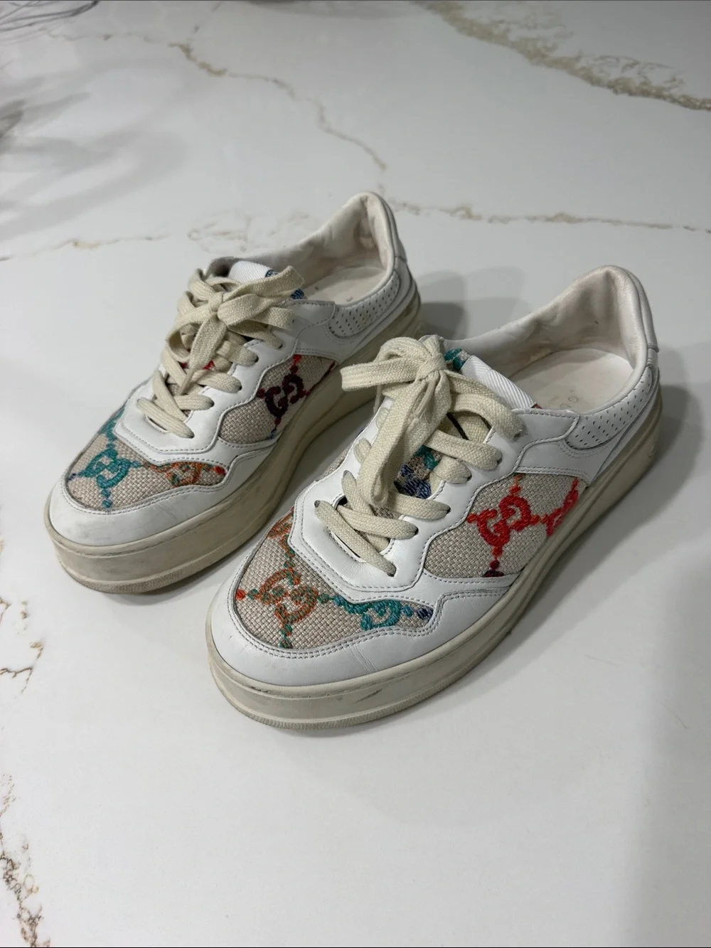 Gucci GG Logo-Detailed Leather and Multi Colored Embroidered Canvas Sneakers 39
